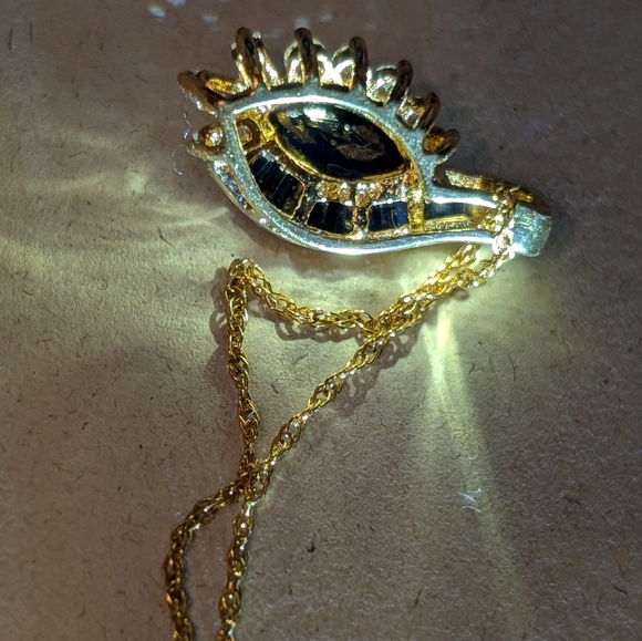 Sapphire Pendant Necklace - Picture 7 of 15